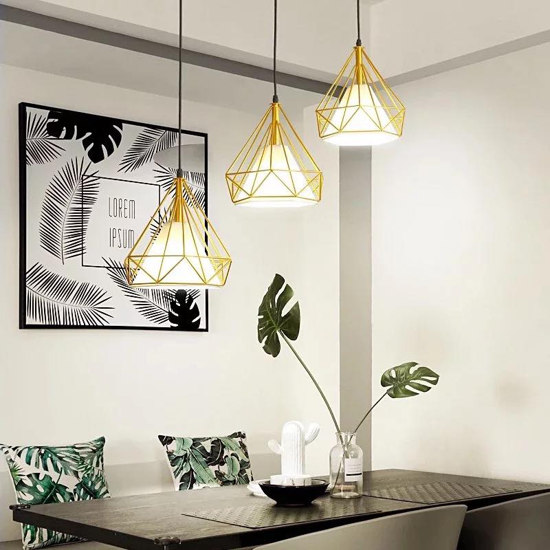 Giá các loại đèn chùm pha lê trang trí phòng khách hiện đại đẹp tại tphcm