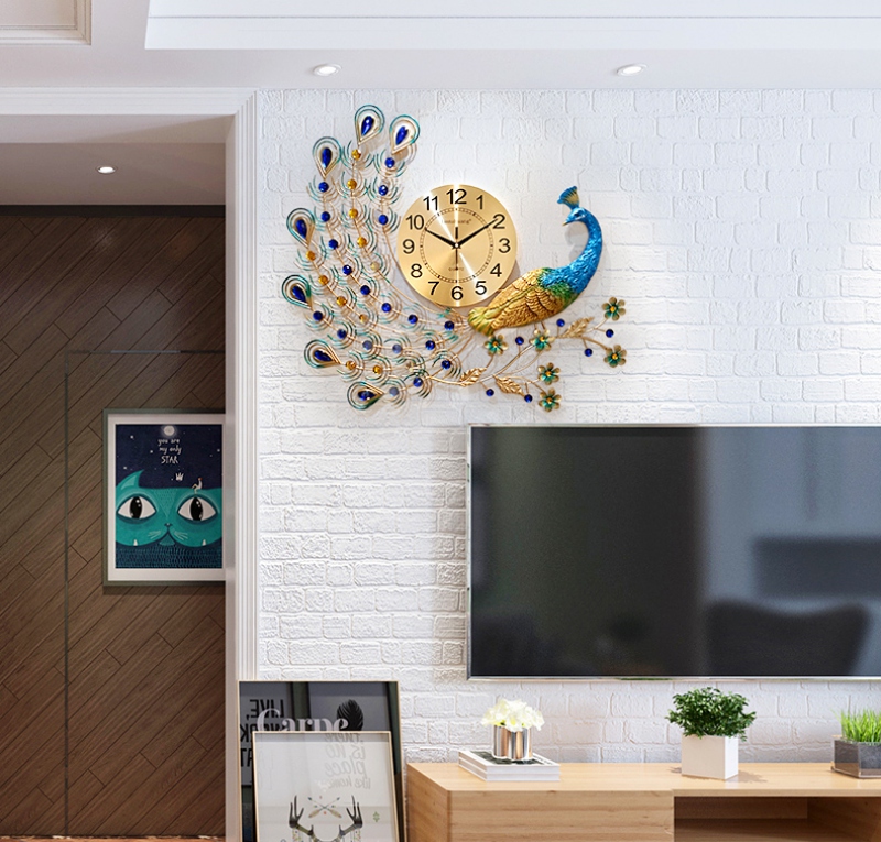 Shop bán đồng hồ con công 3D cỡ lớn ở đâu uy tín giá rẻ tại TPHCM