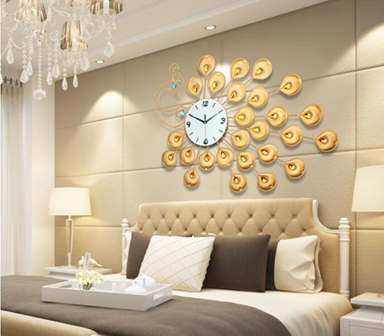 Cần tìm đồng hồ con công loại nhỏ trang trí phòng ngủ giá rẻ hcm