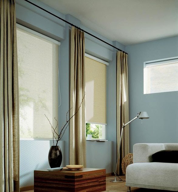Trong mùa hè oi bức, rèm cửa chống nắng phòng khách giúp cho ngôi nhà của bạn trở nên mát mẻ và thoáng đãng hơn. Với các mẫu rèm chất lượng vượt trội được thiết kế để chống nắng, bạn có thể cảm nhận được sự khác biệt. Nhấp chuột vào hình ảnh để khám phá các loại rèm cửa chống nắng phù hợp với phòng khách của bạn.