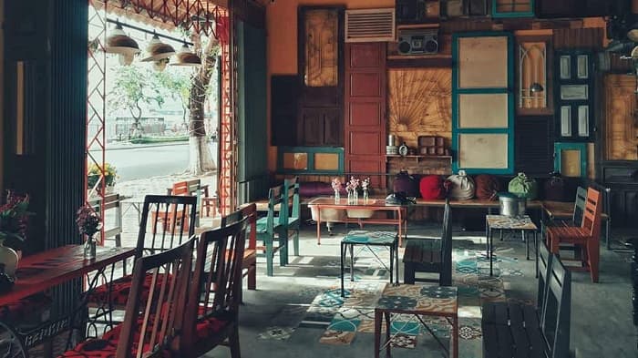Thiết kế nội thất quán cafe phong cách vintage mộc mạc có khó hay không?