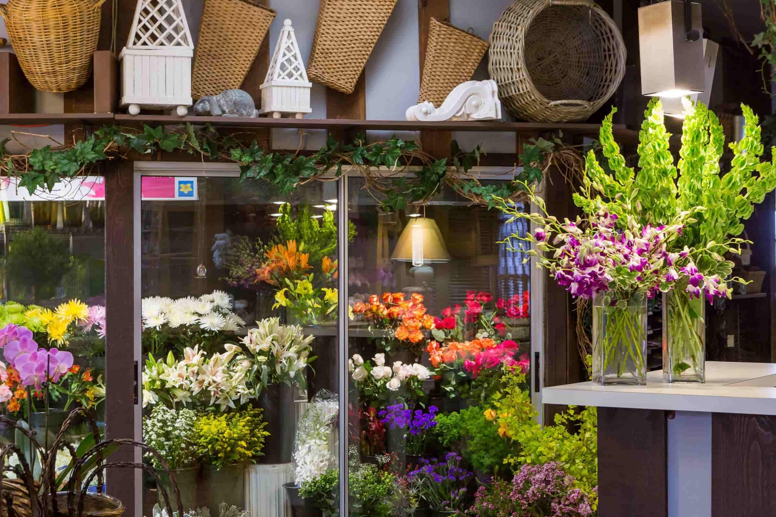 3 bước kế hoạch thực hiện thiết kế cửa hàng kinh doanh hoa tươi đẹp quá cưỡng