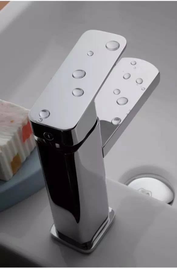Vua bán vòi nước chậu rửa mặt lavabo nóng lạnh cao cấp giá rẻ tại tphcm