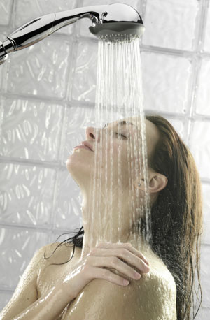 Vòi sen tắm nóng lạnh giá rẻ tphcm giúp cải thiện sức khỏe