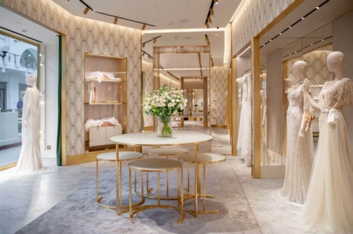Bật mí xu hướng thiết kế nội thất showroom áo cưới đẹp lộng lẫy