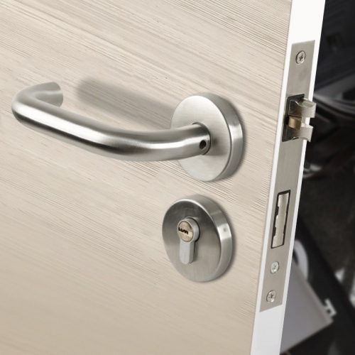 Ưu điểm của khóa tay gạt cho cửa sắt là gì?