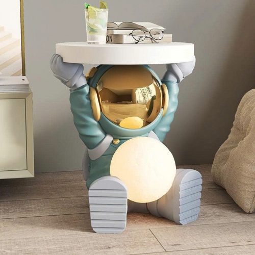 Đồ decor trang trí kết hợp bàn để đồ hình phi hành gia ngồi có đèn LED kết hợp bluetooth 010