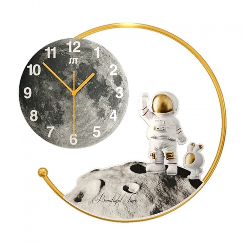 Đồng hồ treo tường nghệ thuật mặt trăng và phi hành gia 228