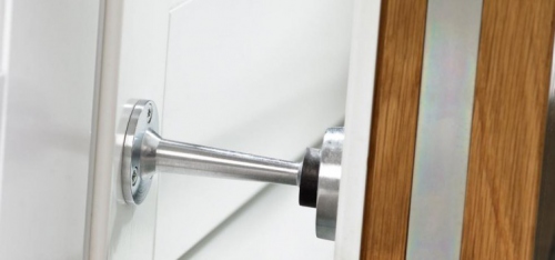 Hít cửa nam châm phải chọn lựa chính xác để bền bỉ lâu dài