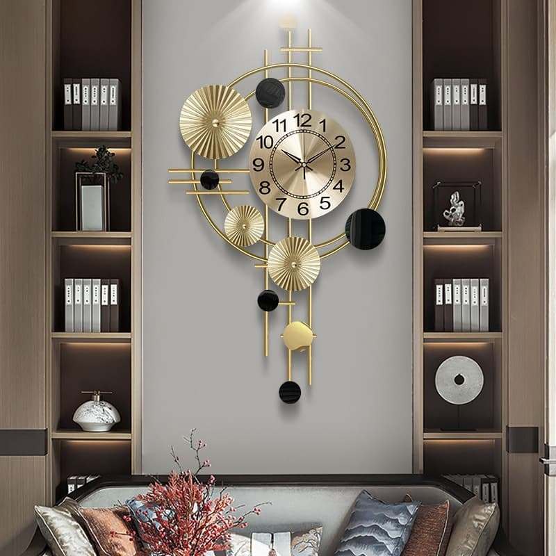 Đồng hồ treo tường trang trí phòng khách là vật dụng không thể thiếu trong một căn nhà hiện đại. Năm 2024, hãy lựa chọn một chiếc đồng hồ đẹp và độc đáo để trang trí phòng khách của bạn, giúp tăng thêm vẻ tiện nghi và hiện đại cho không gian sống.