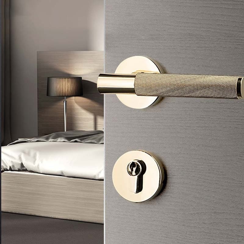 Nên sử dụng khóa cửa nào cho phòng ngủ?