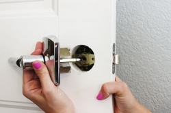 4 cách bảo trì khóa cửa tay gạt hiệu quả