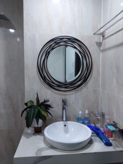 Gương tròn treo tường phòng tắm Galaxy 067