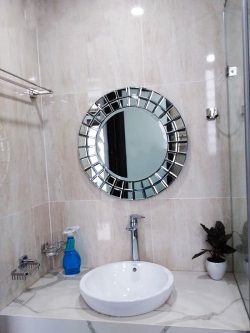 Gương tròn treo tường trang trí phòng tắm Milano 073