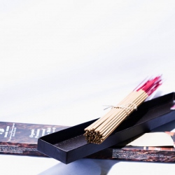 Nhang Trầm Hương HAGA (loại thường) 30cm – AIS3
