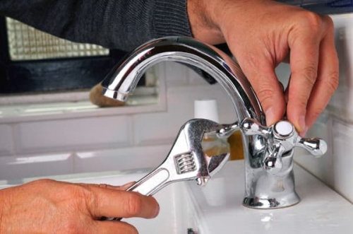 Trình tự 7 bước xử lý vòi rửa mặt lavabo bị rỉ nước