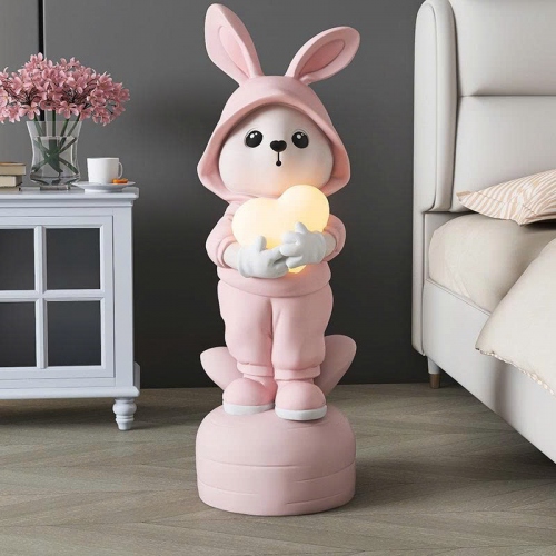 Tượng decor trang trí thỏ đội mũ cầm trái tim dễ thương 022